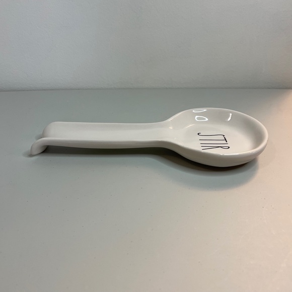 (SOLD) Rae Dunn STIR Spoon Rest - Picture 3 of 7